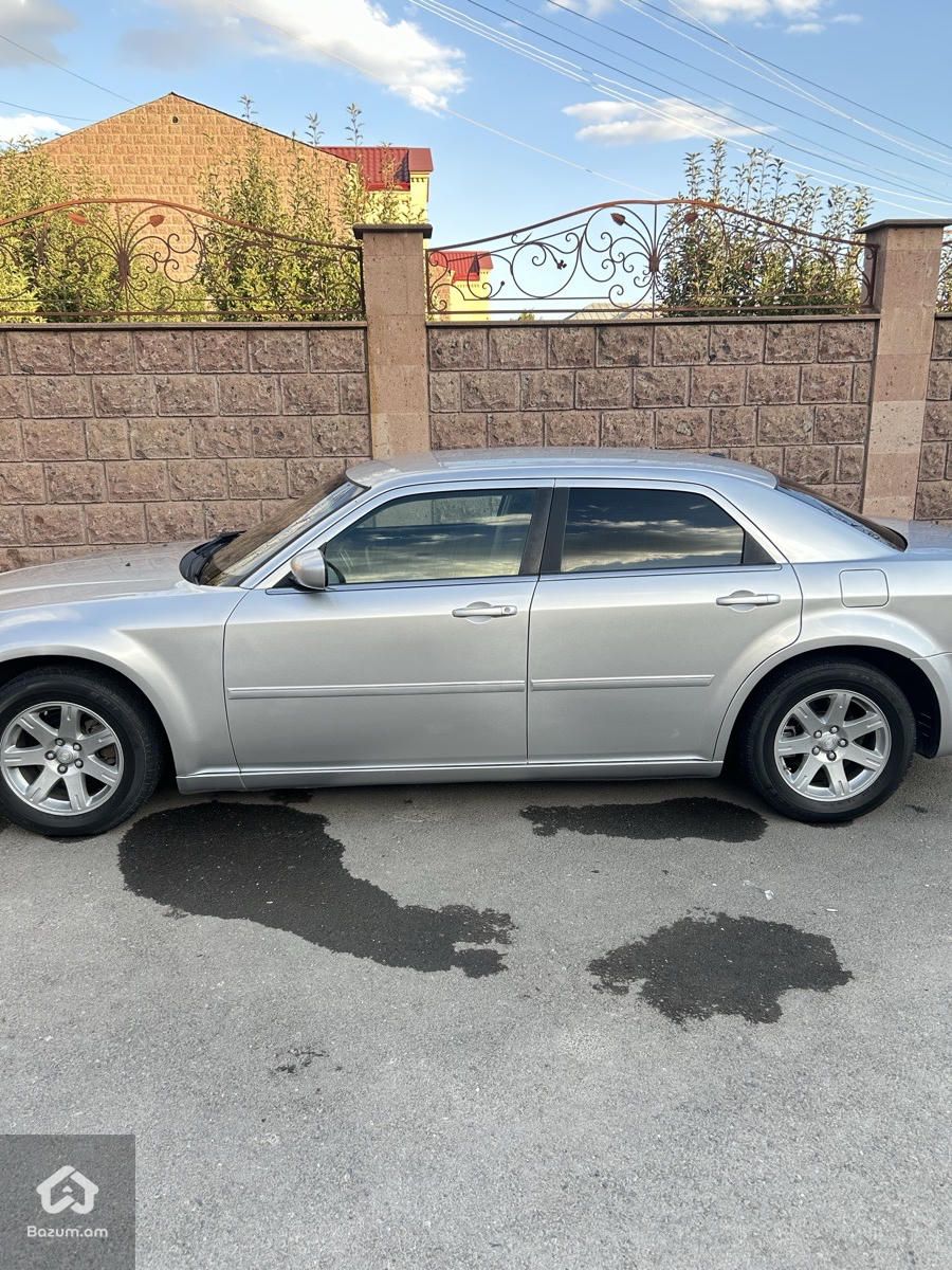 Chrysler 300C 2006 - image 3