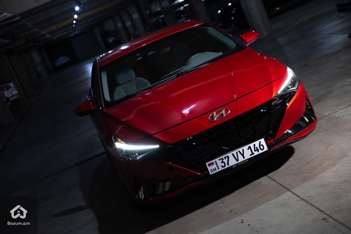 Hyundai Elantra Sel 2020/21 - image 2