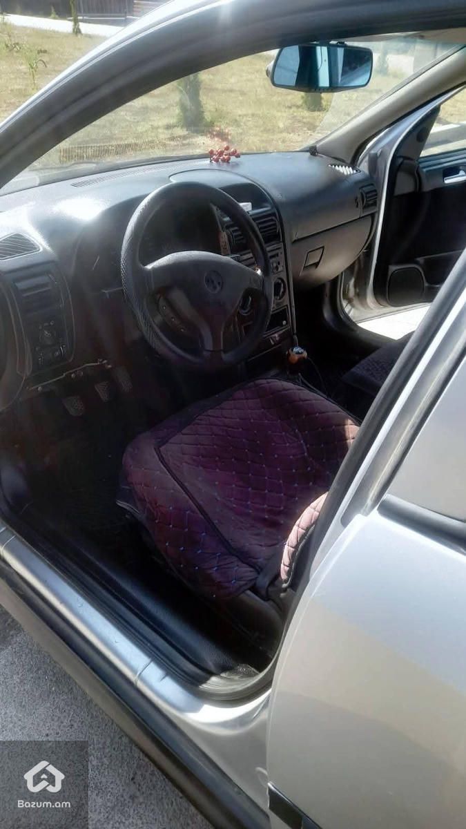 Opel Astra 1999 - image 8