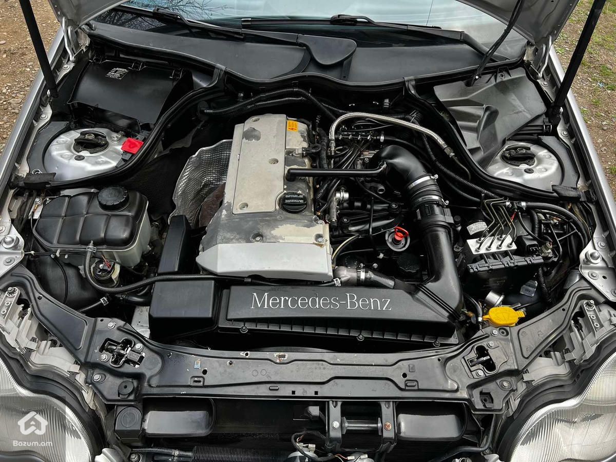 Mercedez Benz W203 - image 4