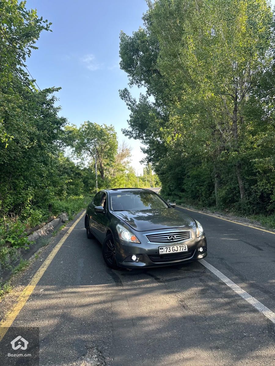 Infiniti g37 - image 1