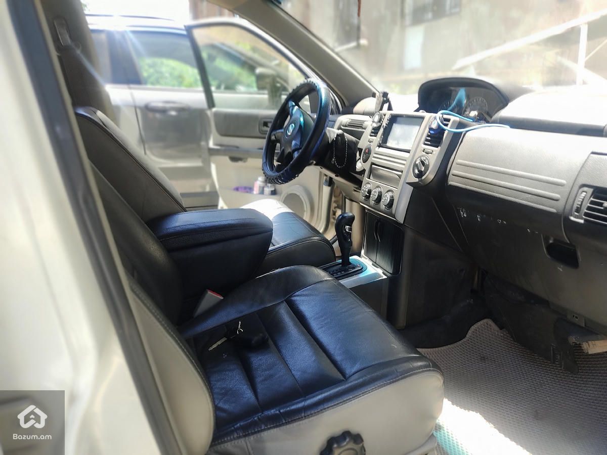 Nissan - image 1