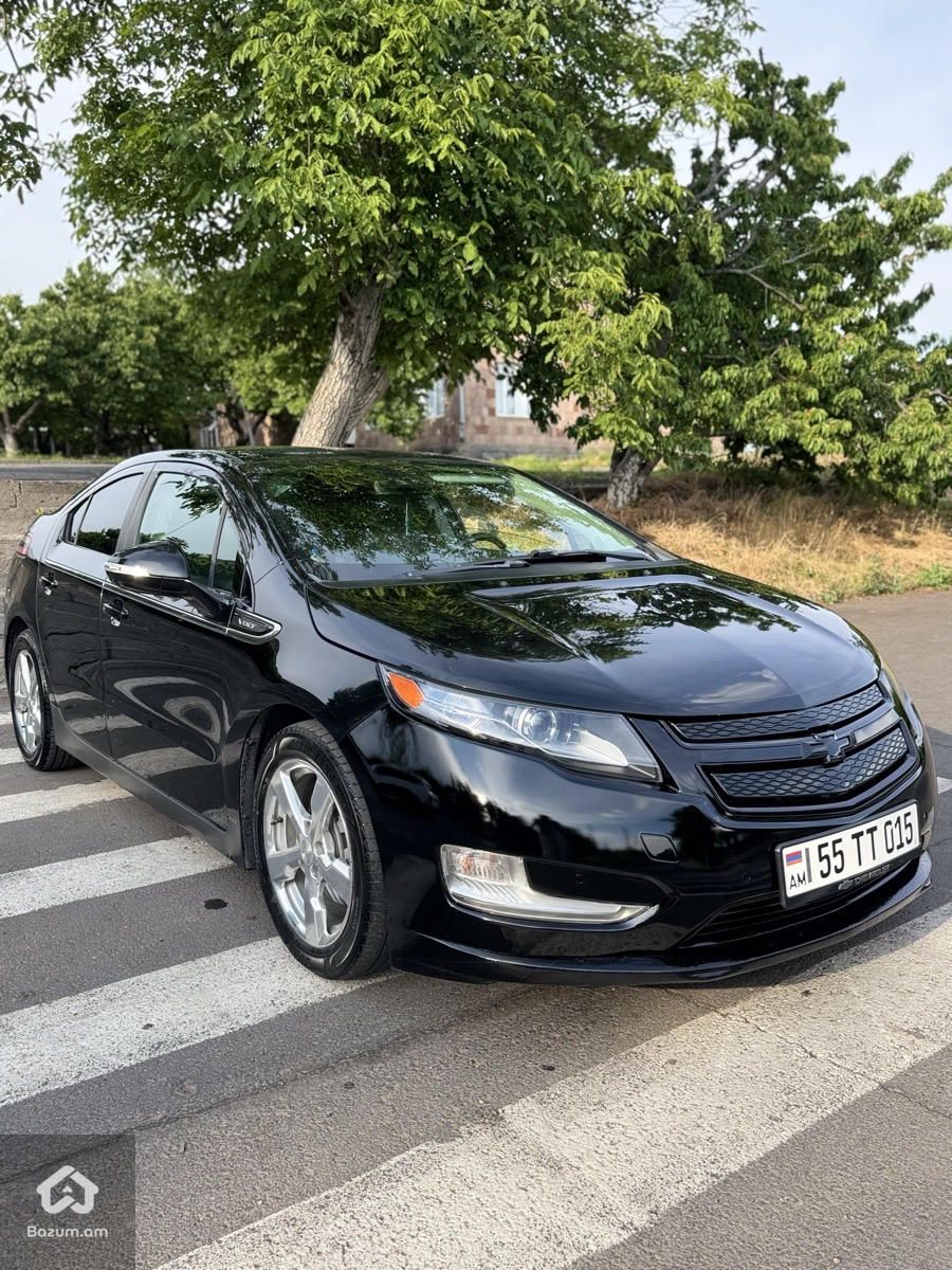 Chevrolet Volt 2014 - image 1