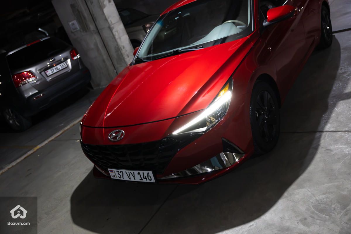 Hyundai Elantra Sel 2020/21 - image 10