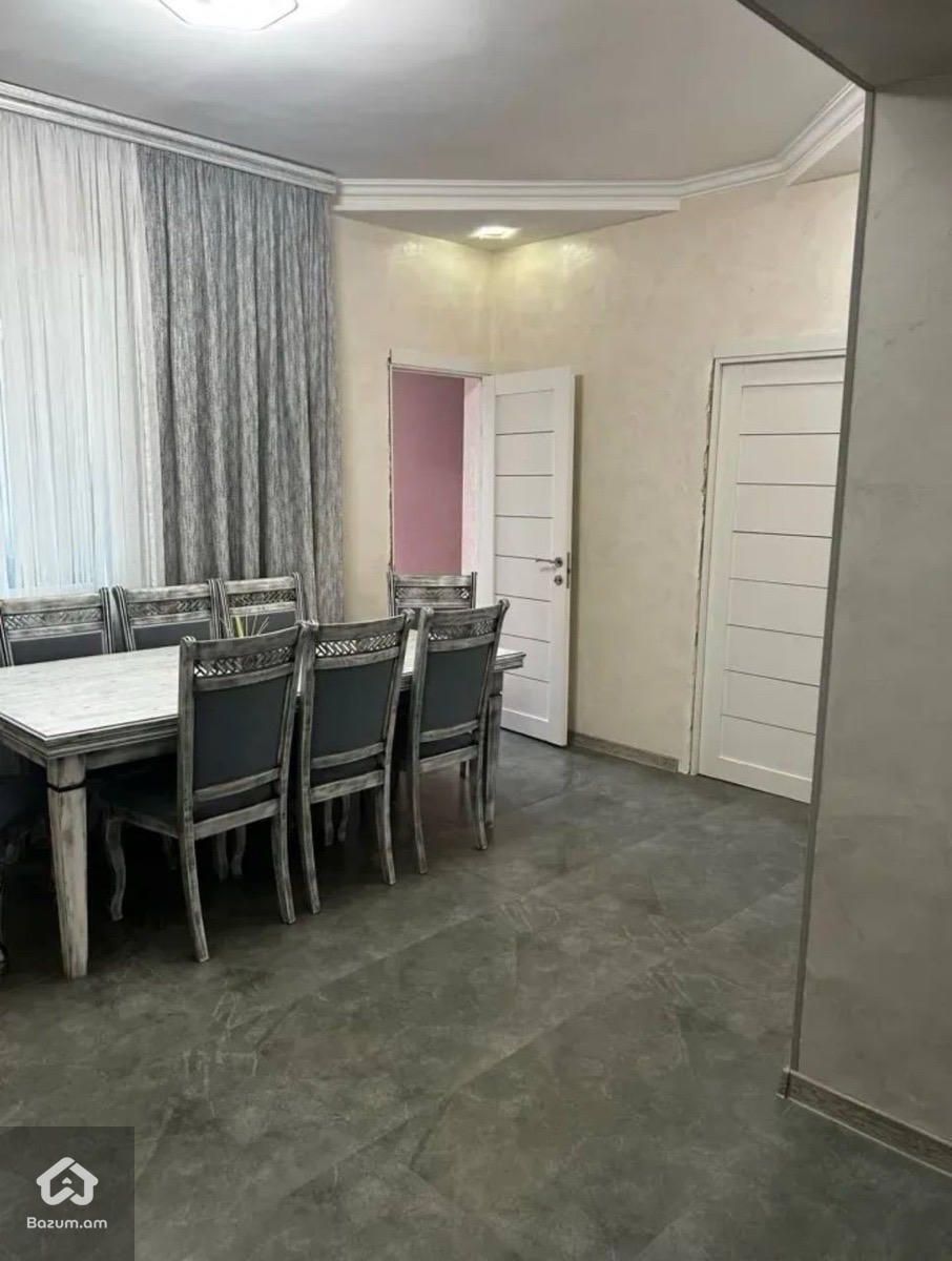 Վառավում է տուն Եղվարդում 100քմ , 400 քմ հող, 1-ին գըծ - image 6