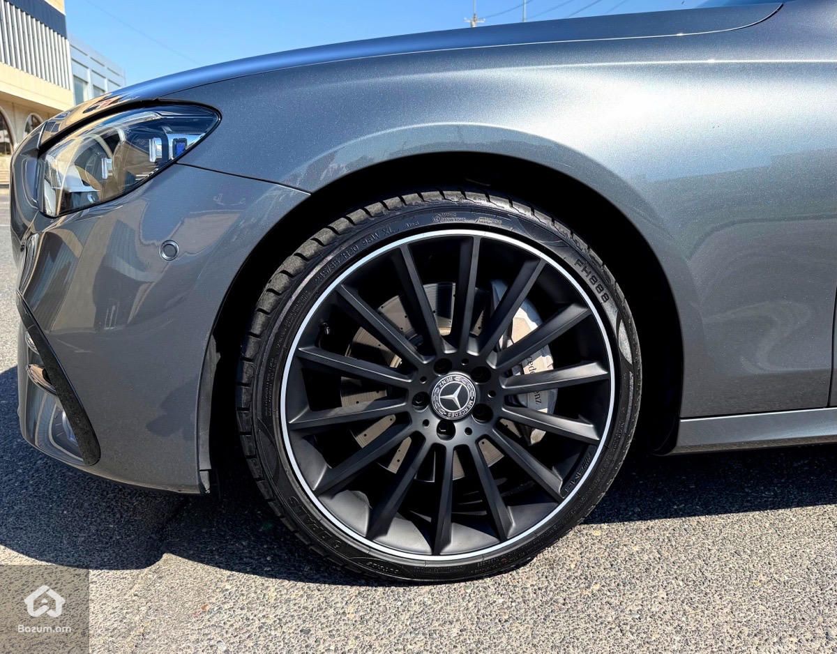 Mercedes Benz E350 AMG Line W213 - image 9
