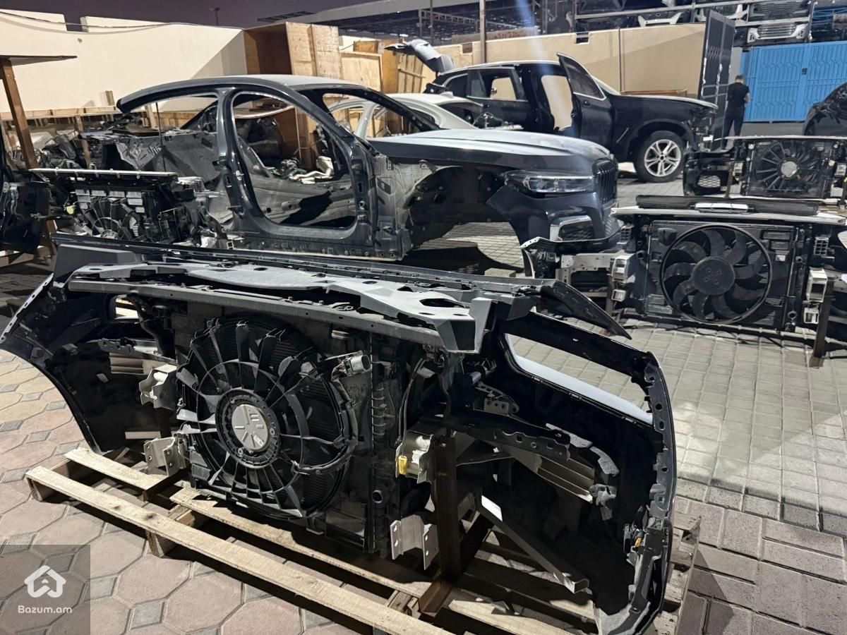 Bmw 7-Series G70 2022-2025 Պահեստամասեր  - image 2