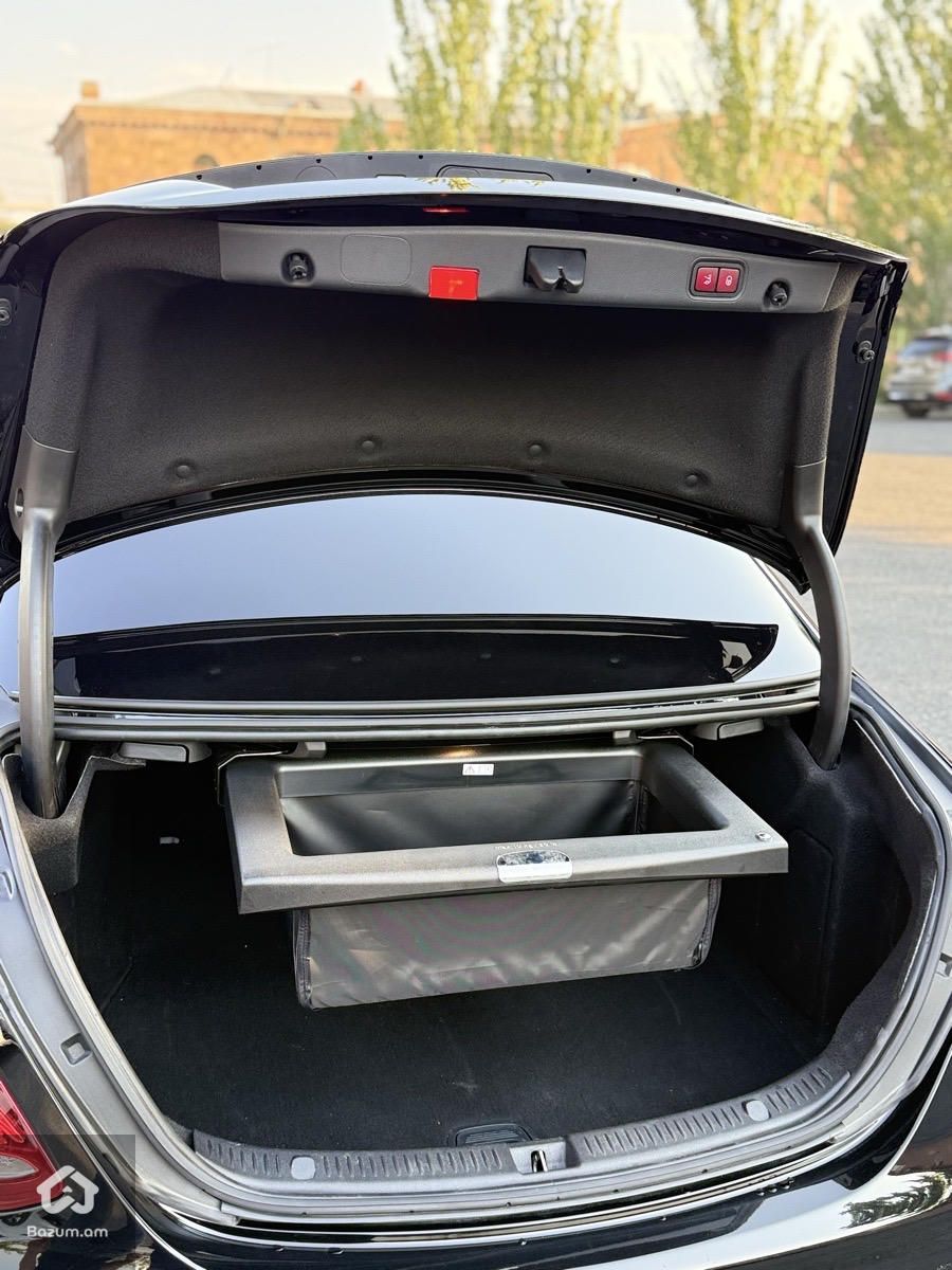 Mercedes-Benz E 350 2019 - image 11