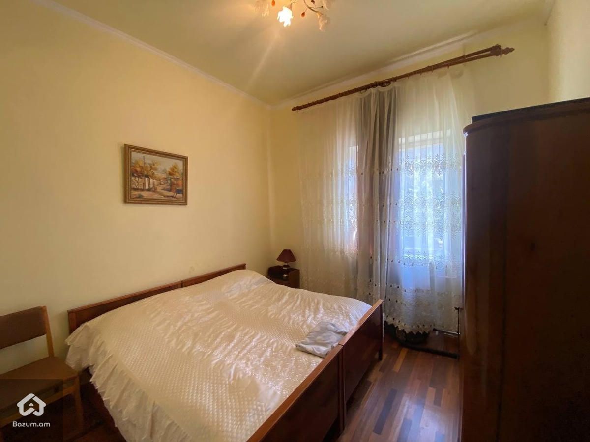 Վաճառվում է եռահարկ առանձնատուն Զովքում - image 23