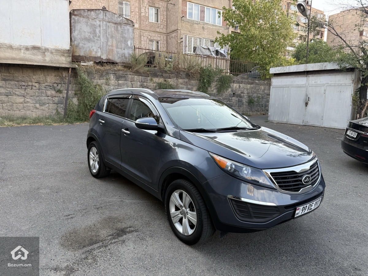 Kia Sportage 2011 - image 2