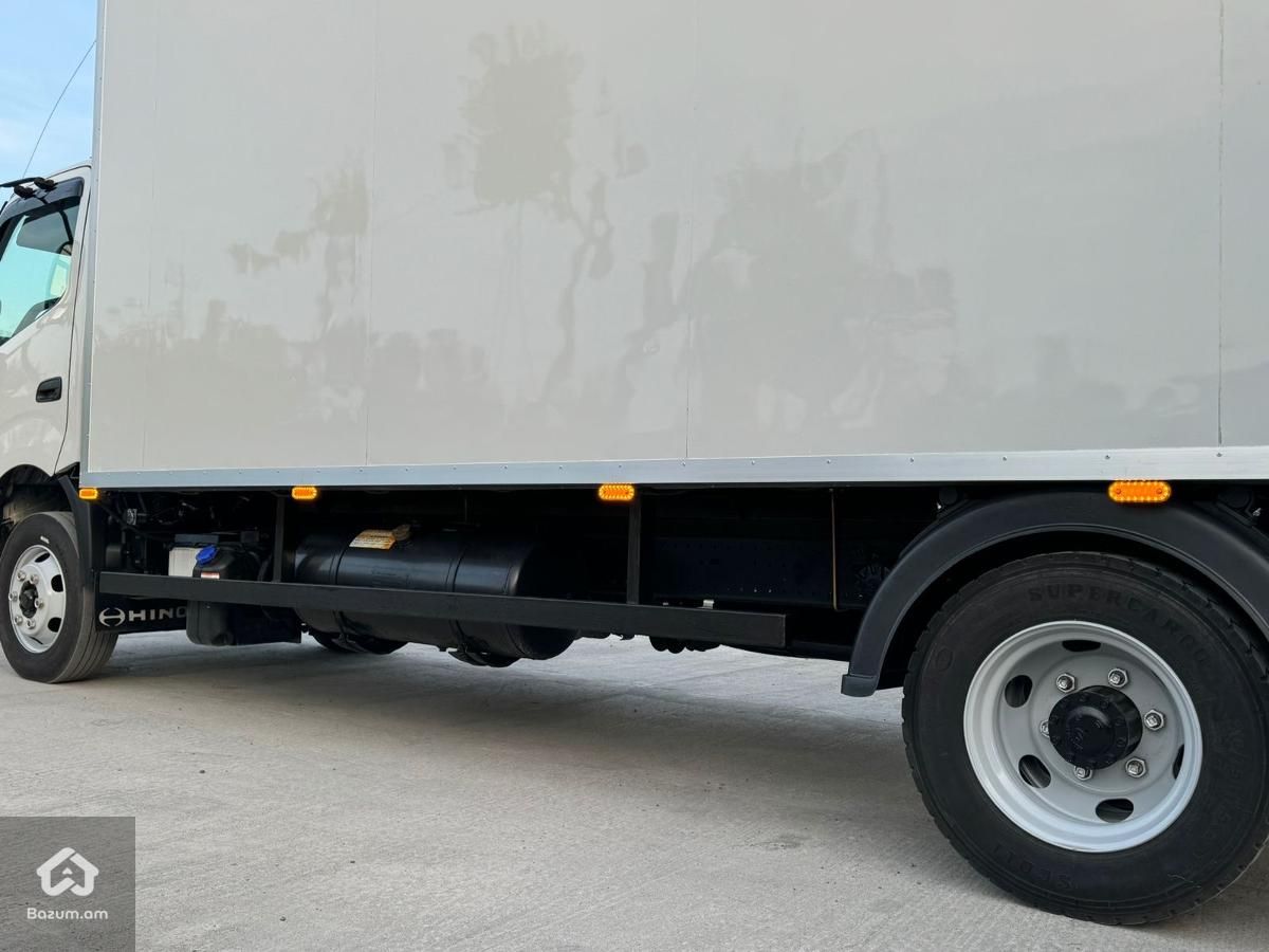 Hino 155 - image 8