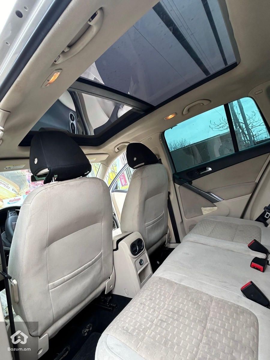 Volkswagen Tiguan 2009 - image 6