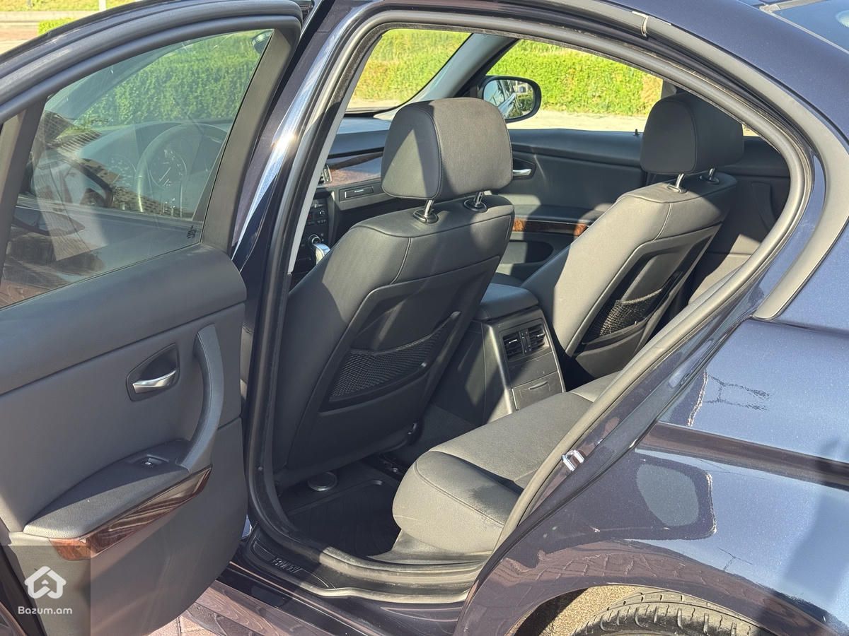 BMW 328i - image 7