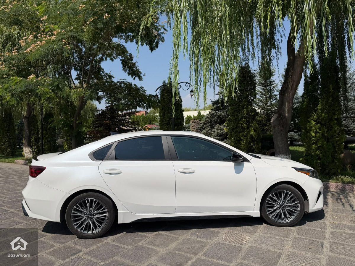 Kia Forte 2022 - image 5