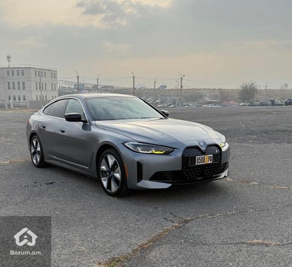 BMW I4 - image 4