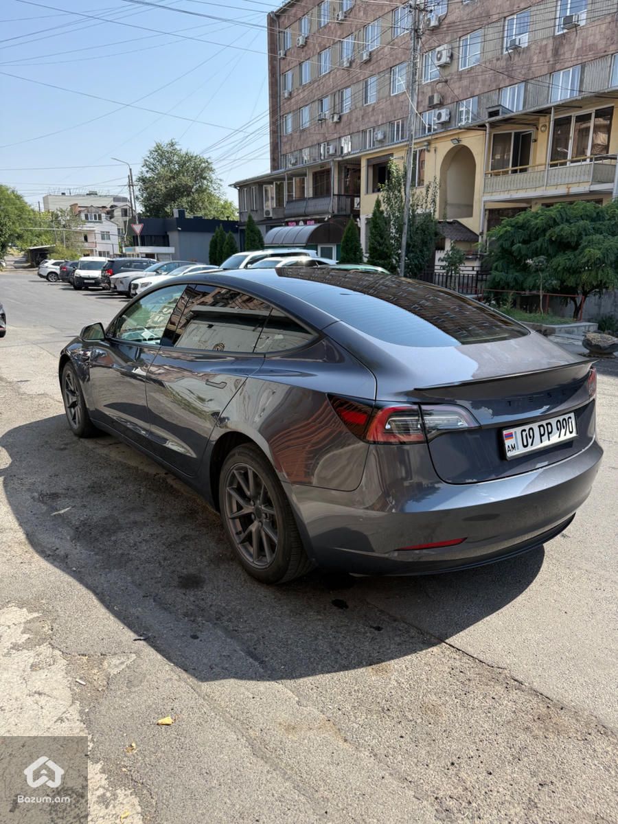 Tesla Model 3 2023 - image 4