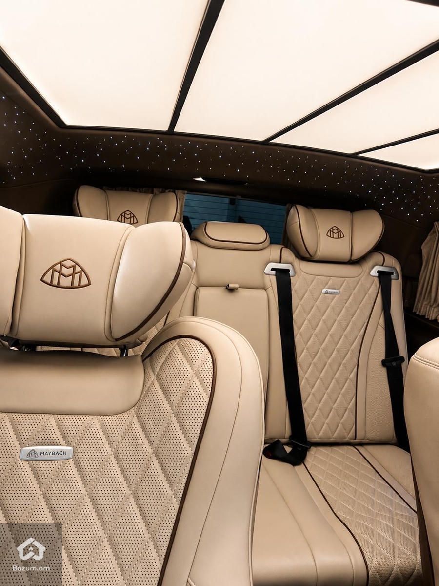Mercedes-Benz V-Class Maybach V680 - image 9