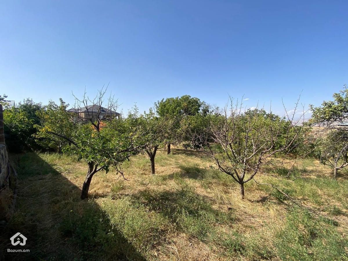 Վաճառվում է եռահարկ առանձնատուն Զովքում - image 8