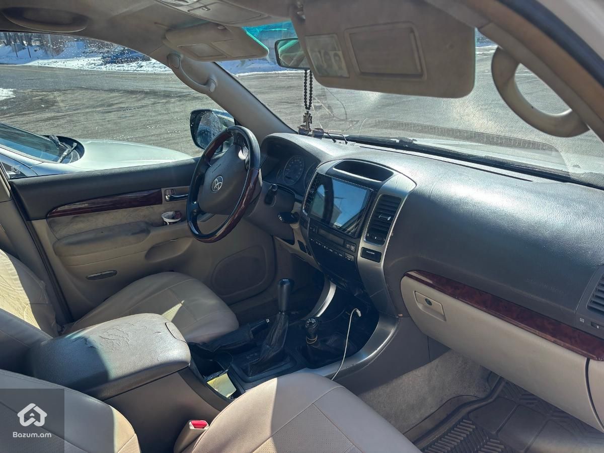 toyota - image 5
