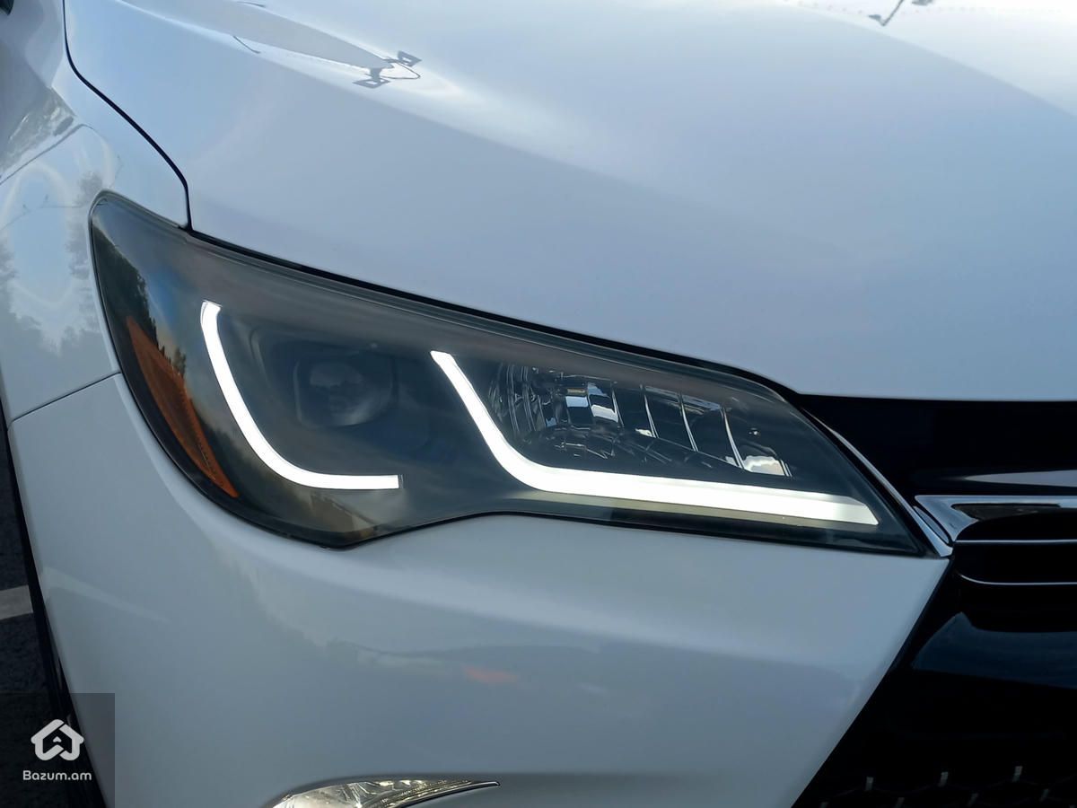 Toyota Camry 2016 - image 7