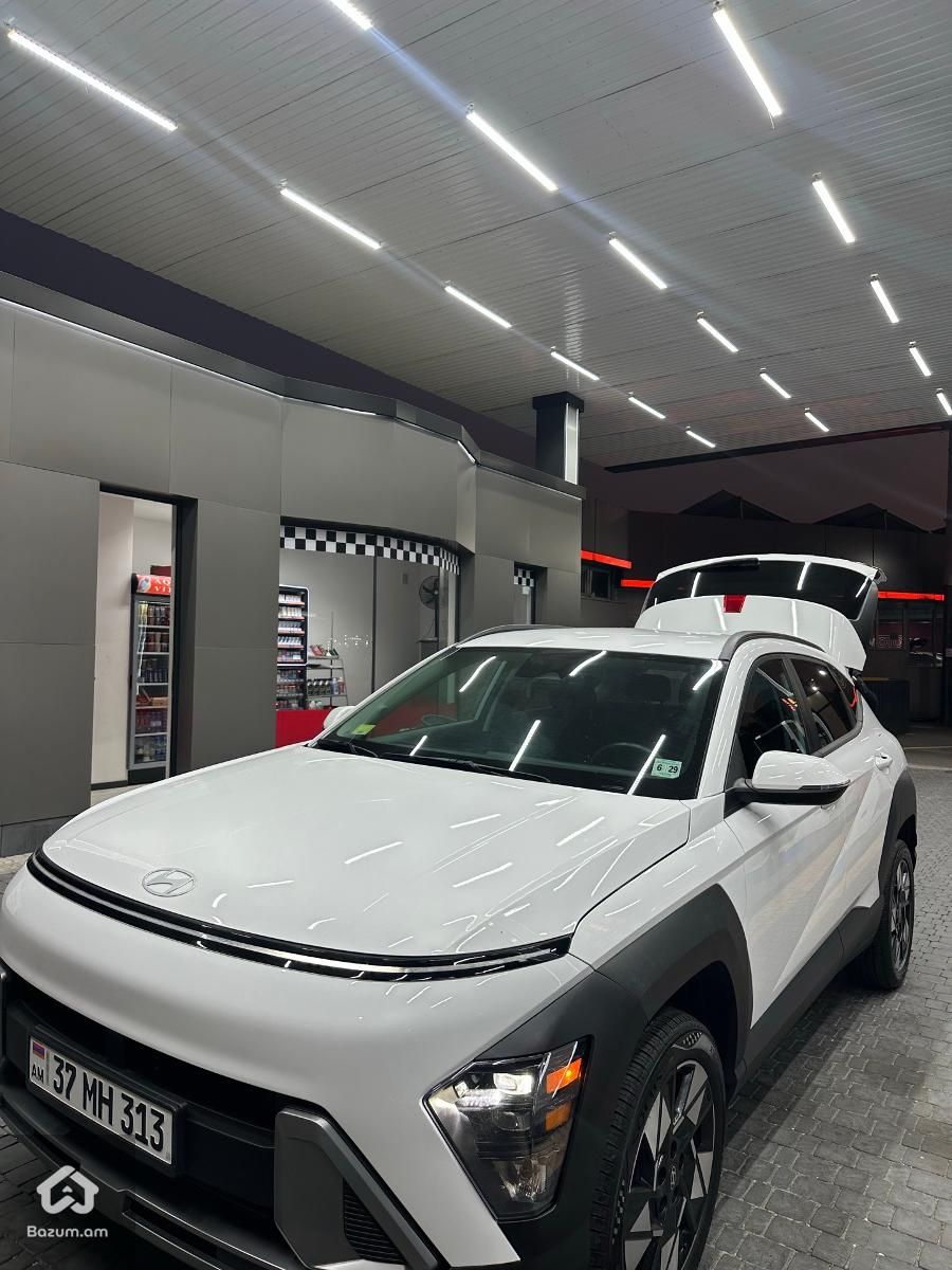 Hyundai Kona - image 2