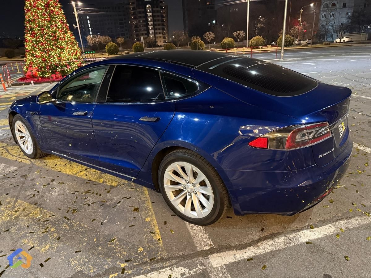 TESLA MODEL S RESTAYLING - image 1