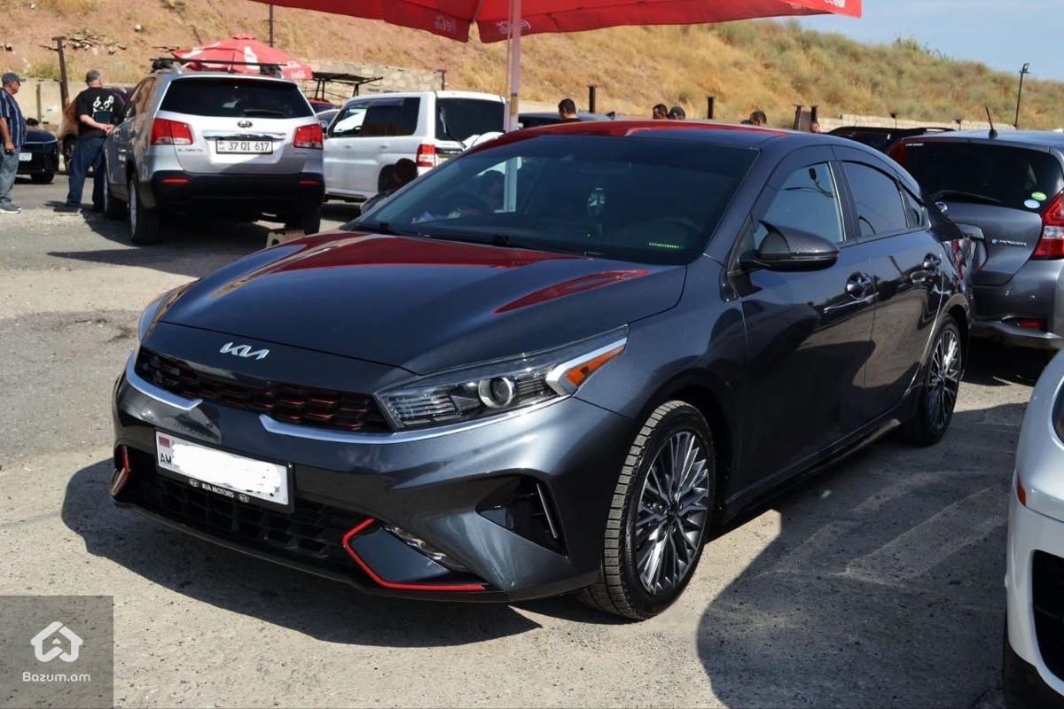 Kia Forte 2022 - image 2