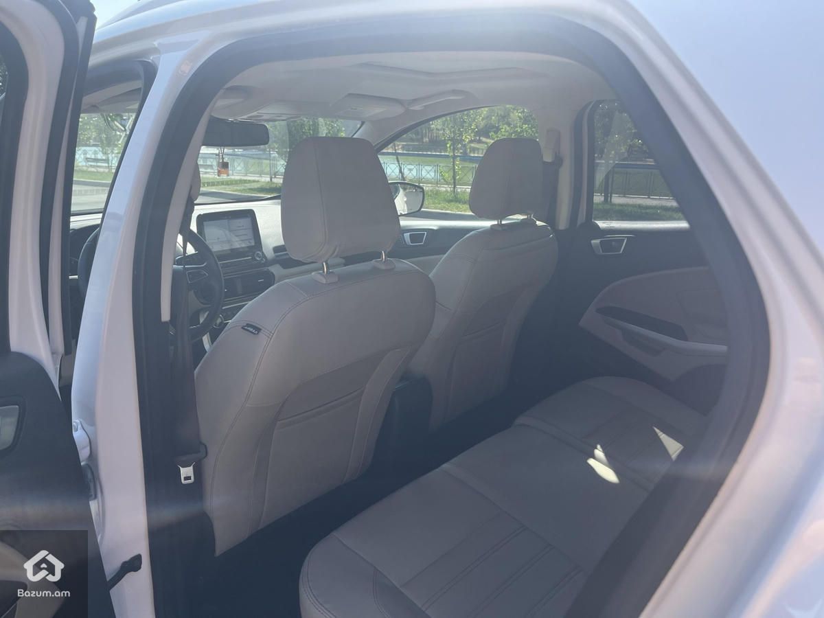 Ford EcoSport 2018 - image 9