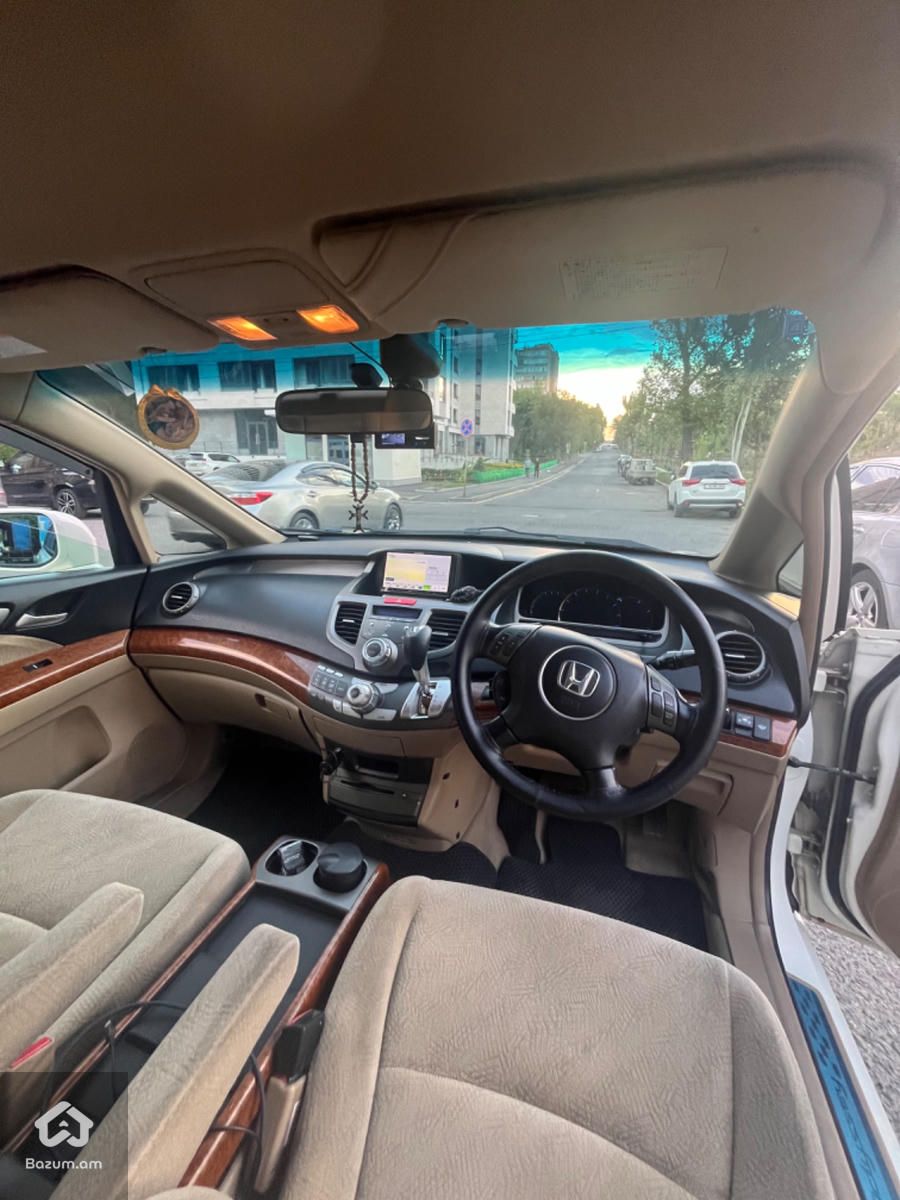 Honda Odyssey  - image 7