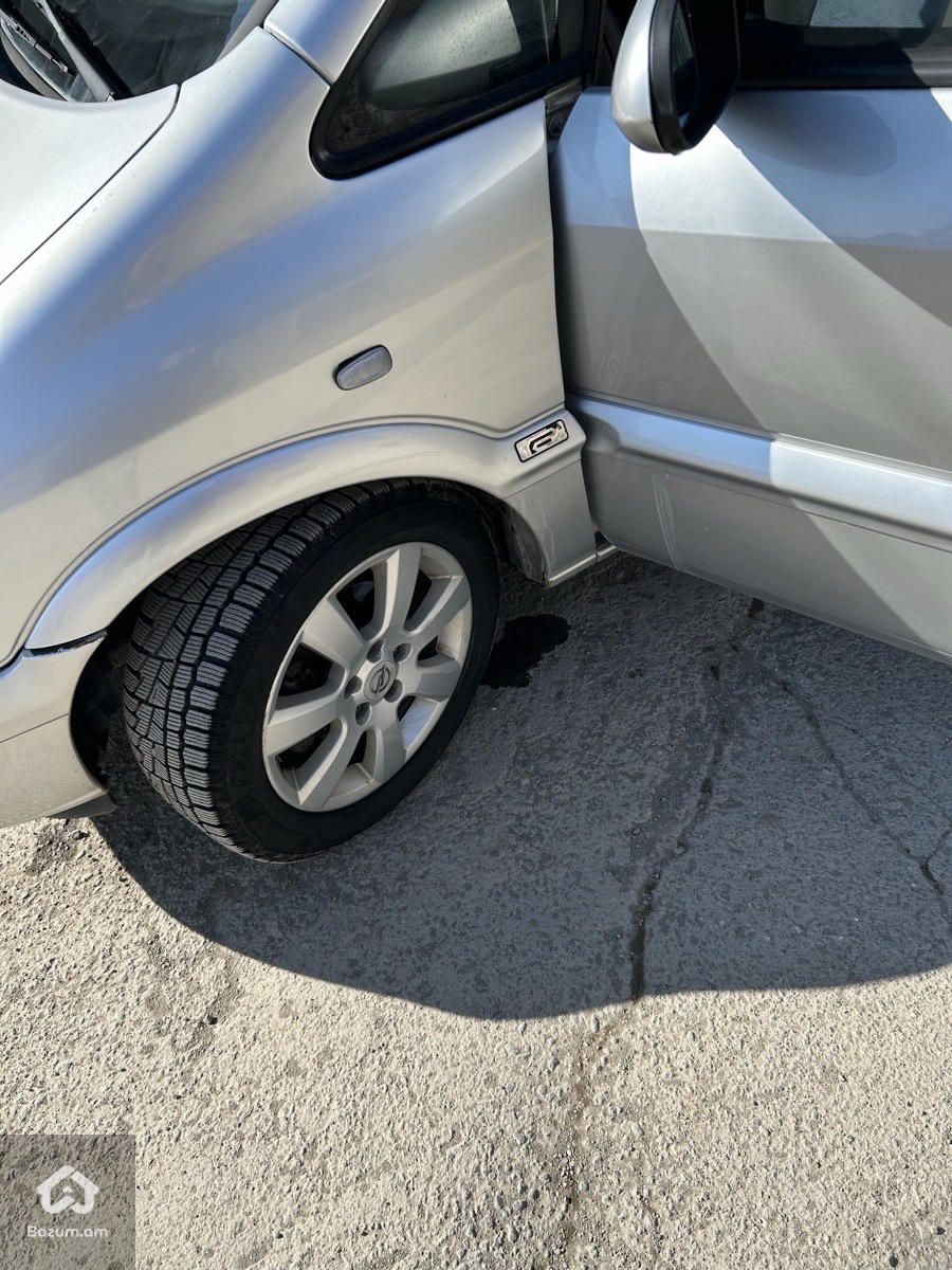 Opel Zafira 2005 - image 11