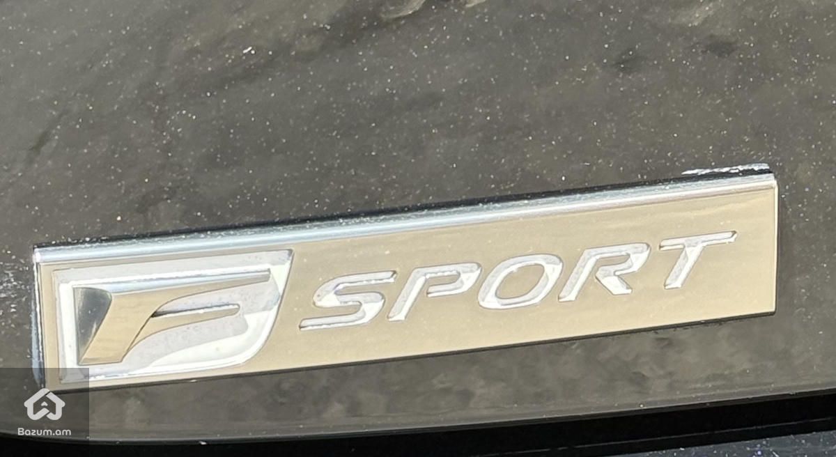 Lexus Es F Sport - image 5