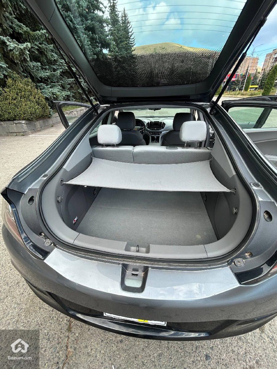 Chevrolet Volt 2018 - image 12