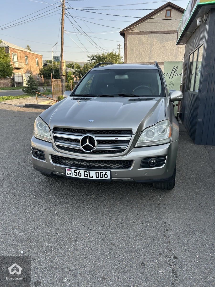 Mercedes-Benz GL 450 2007 - image 1