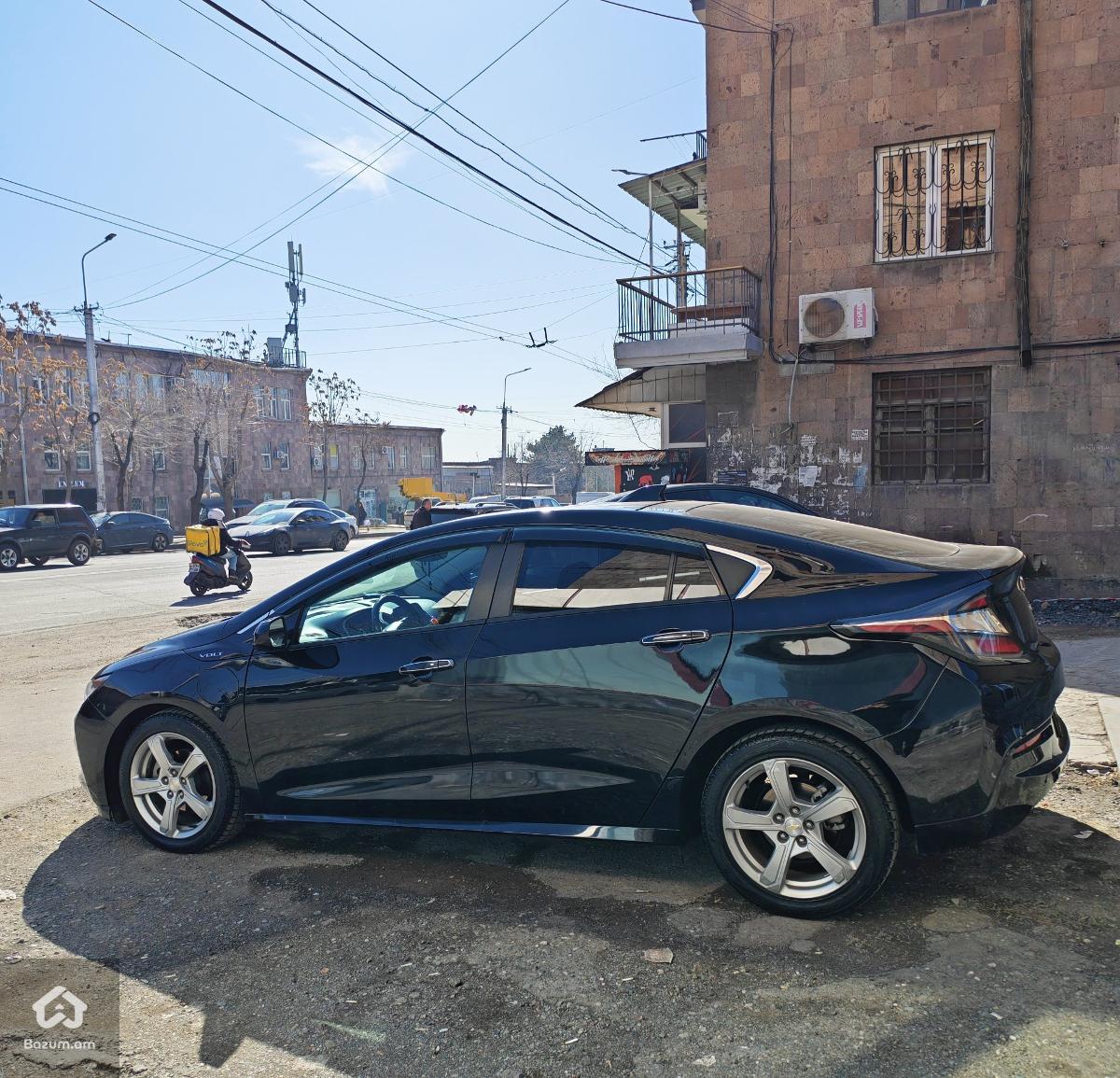 Chevrolet Volt 2 LT - image 7