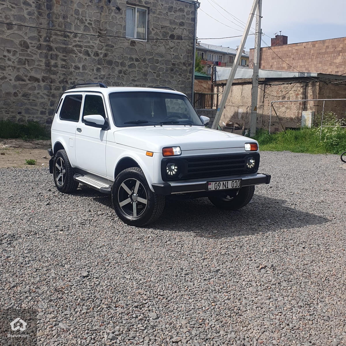 Lada Niva - image 2