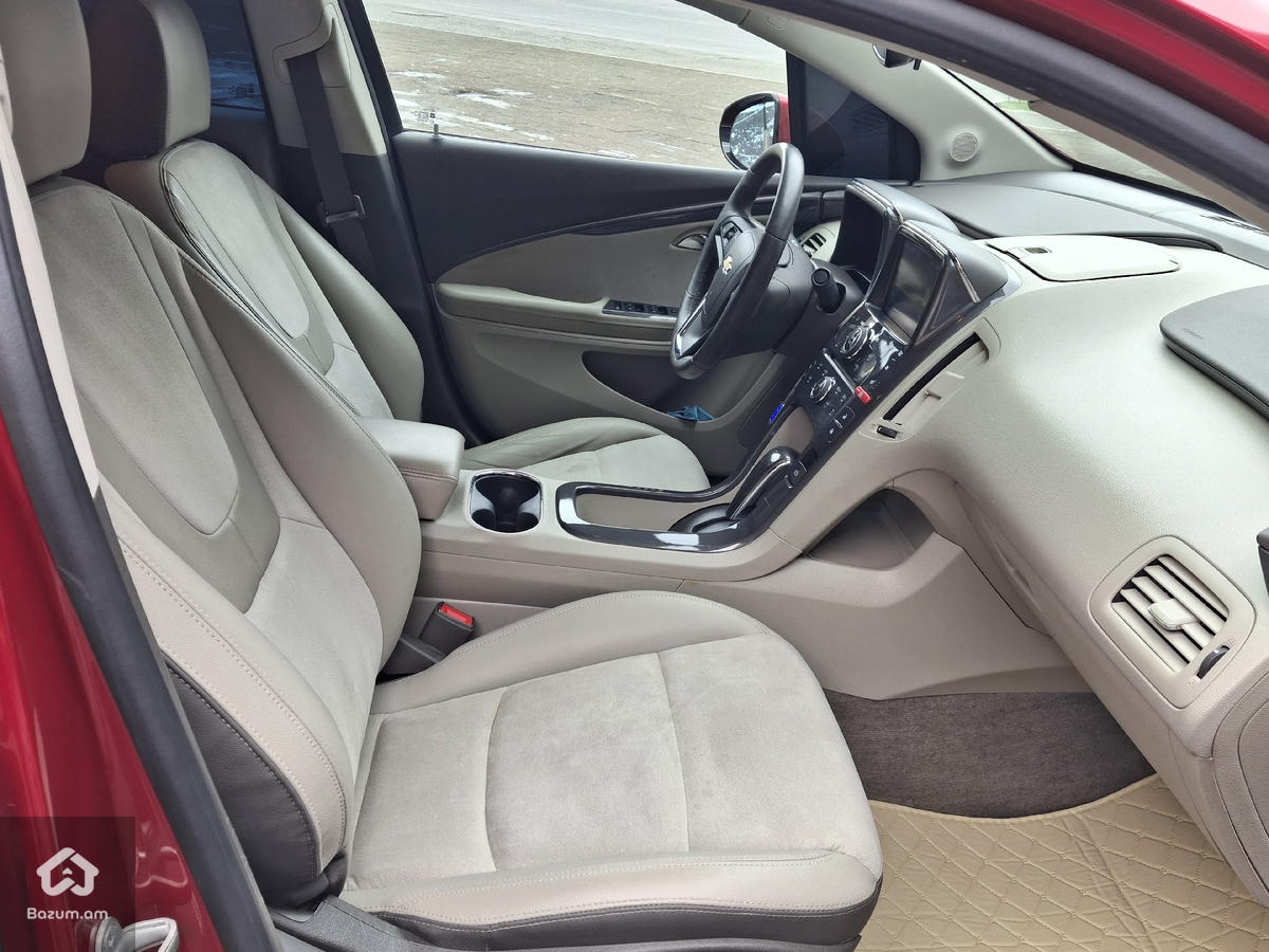 Շտապ Վաճառվում է Chevrolet Volt  - image 9