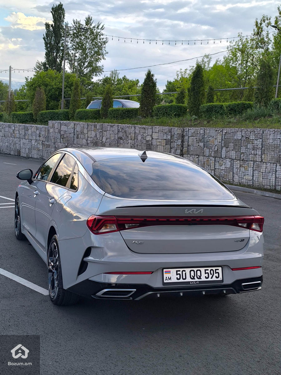 Kia K5 - image 4