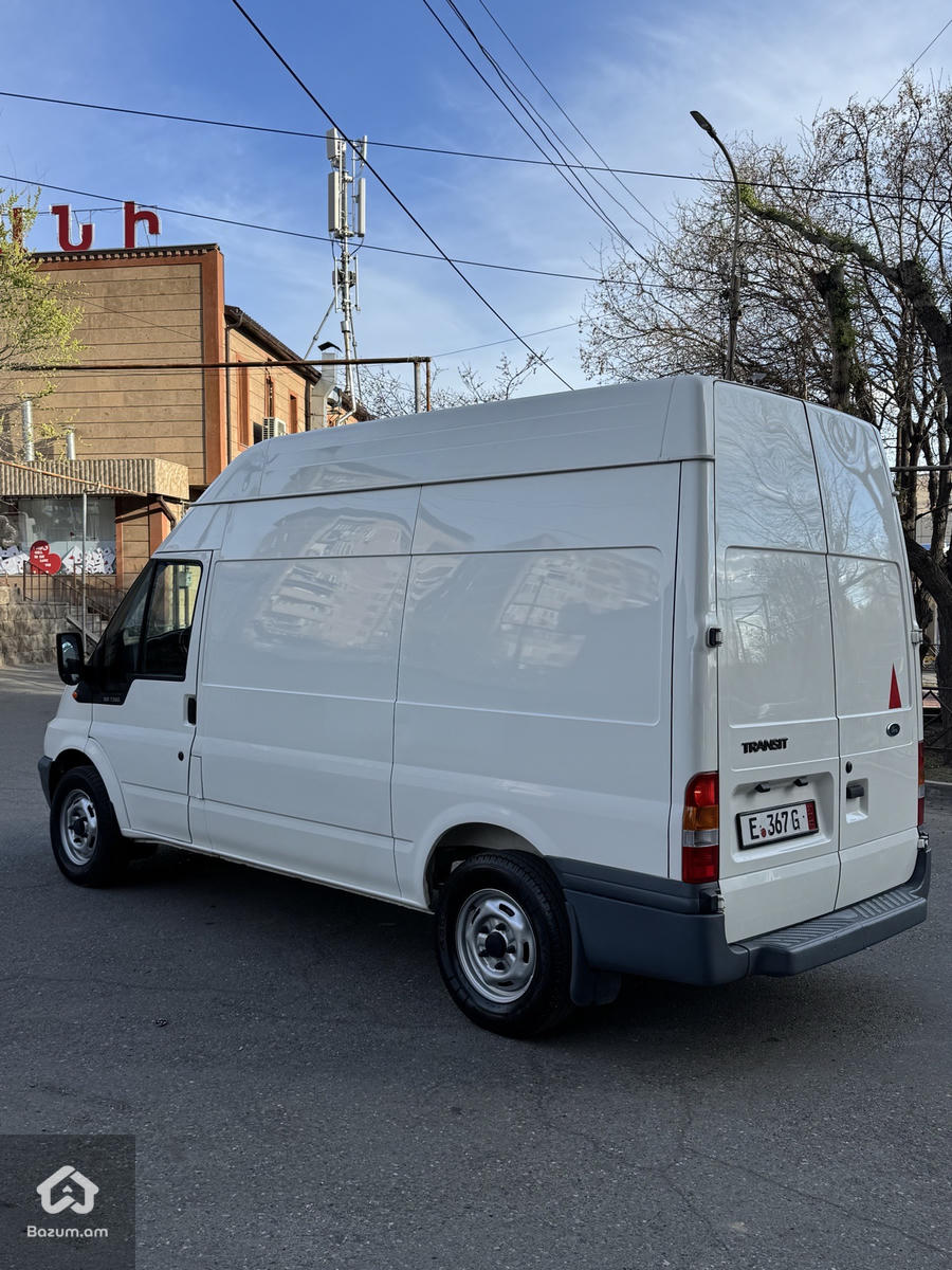 ford transit - image 6