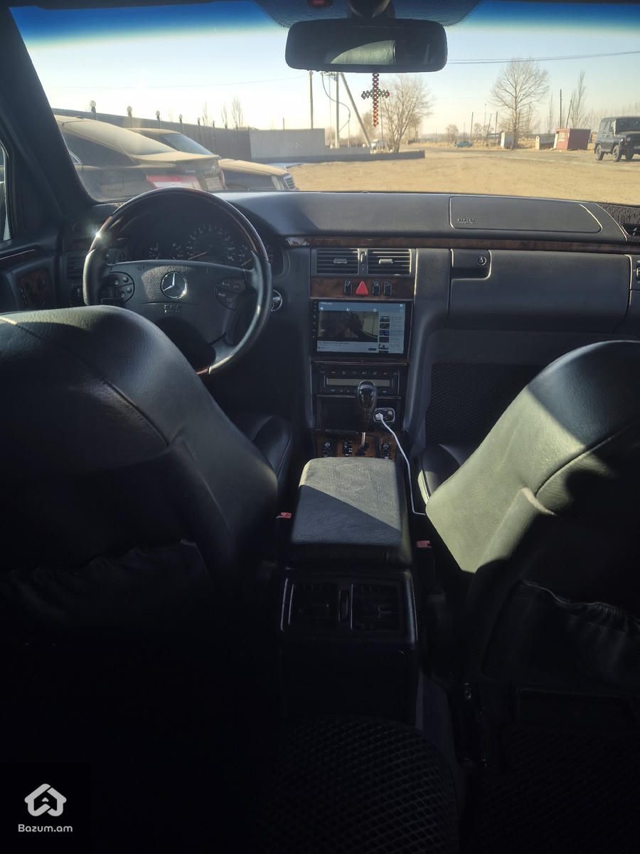 Mercedes benz w210 - image 18