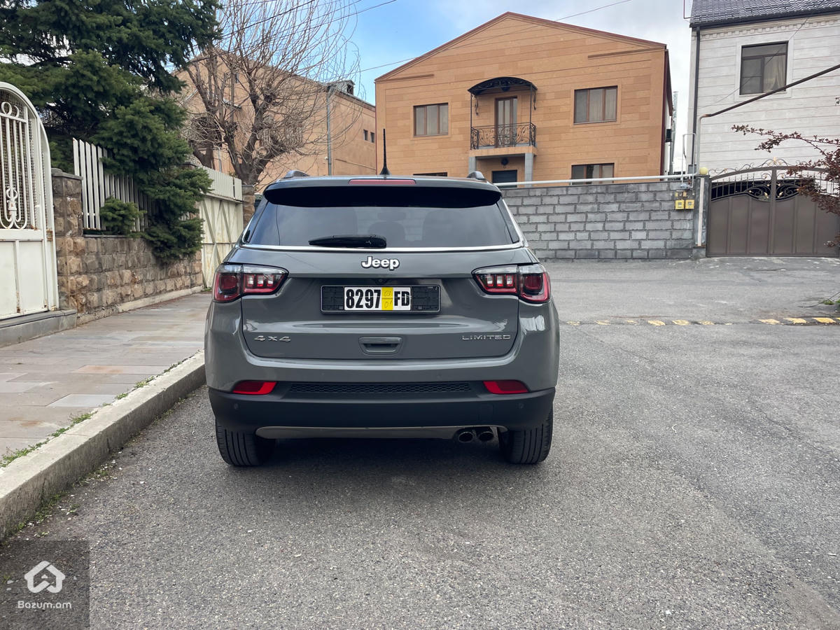 Jeep Compass Limited - image 6