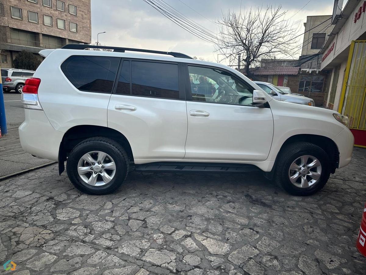 toyta prado 2011 2.7 litr - image 7