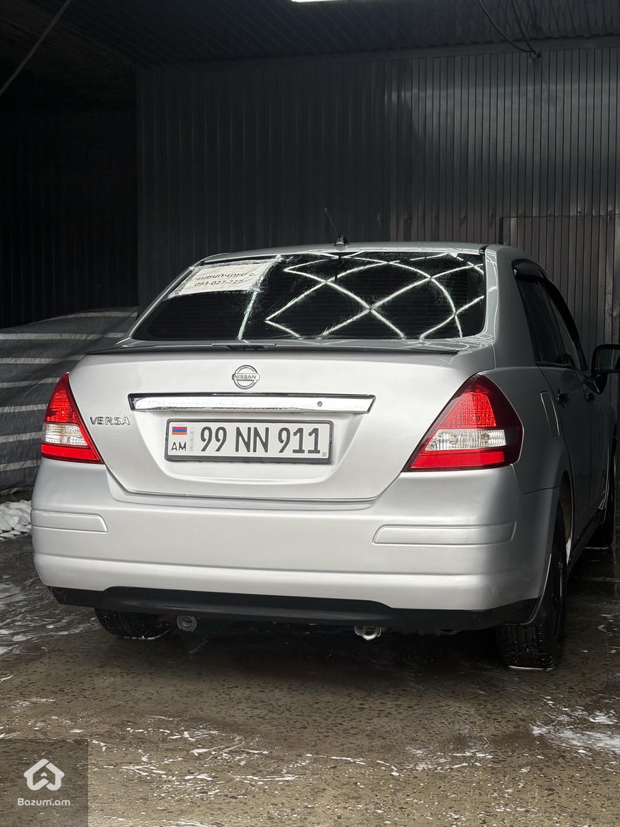 Nissan Versa 2008 - image 4