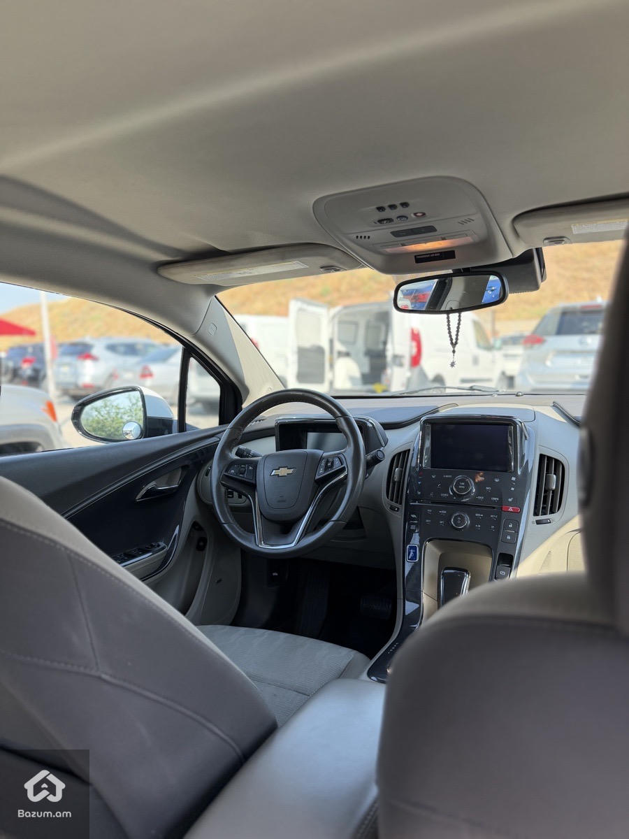 CHEVROLET VOLT 2013 - image 5