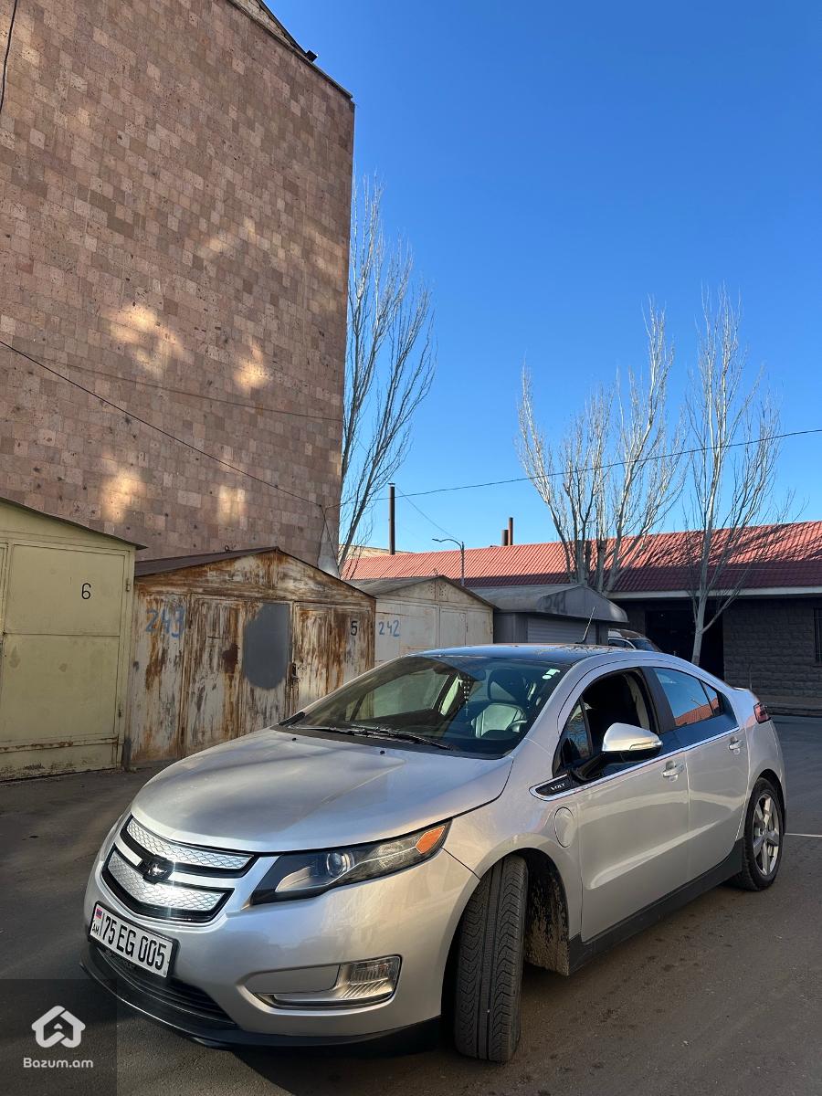 Chevrolet Volt  - image 6