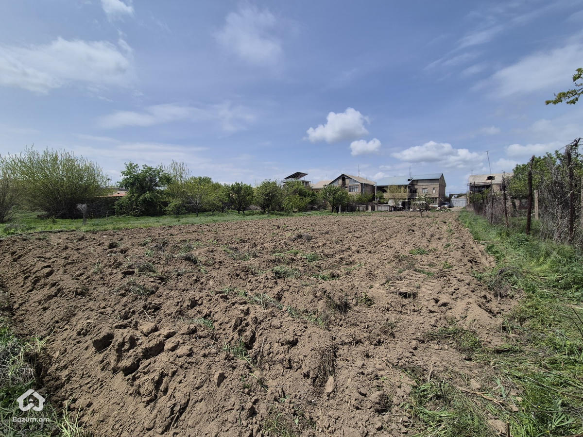 Երկու հարկանի քարե տուն  - image 7