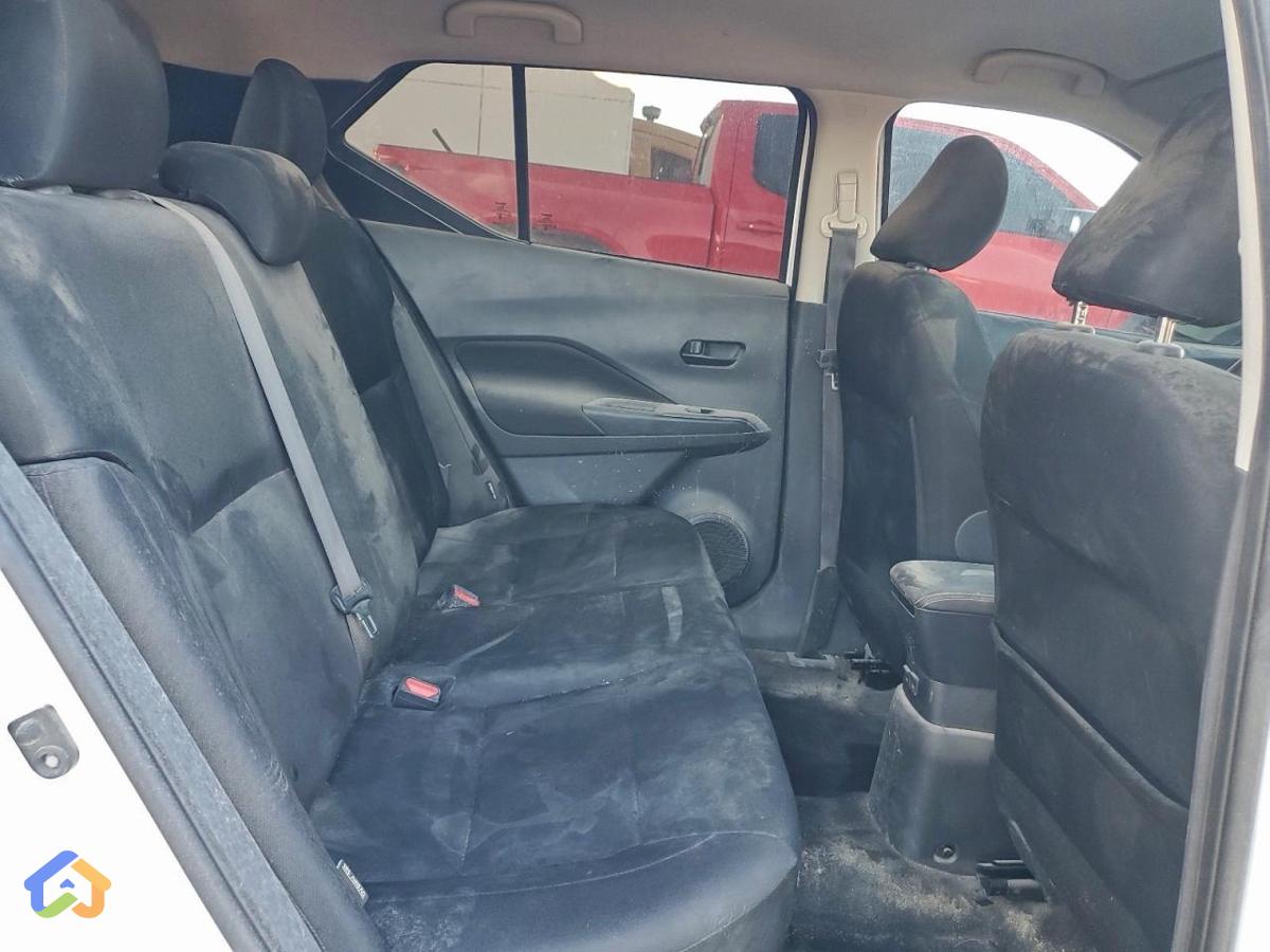 Nissan Kicks S 2023 - image 7