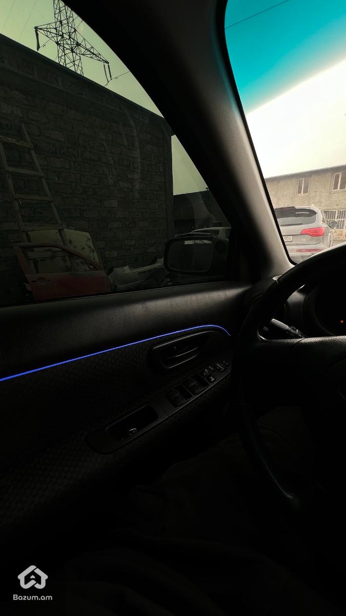 Subaru Impreza - image 7