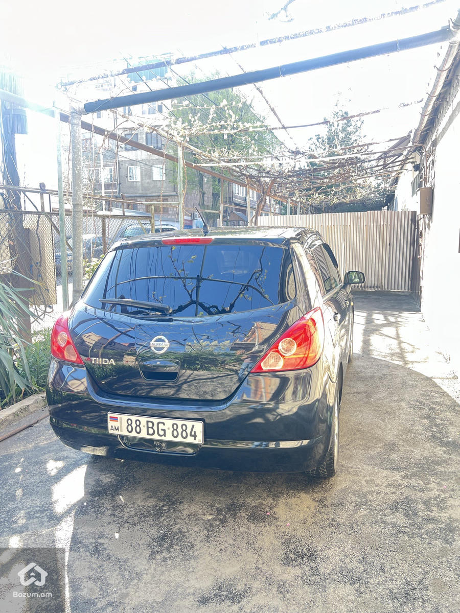 Nissan - image 4