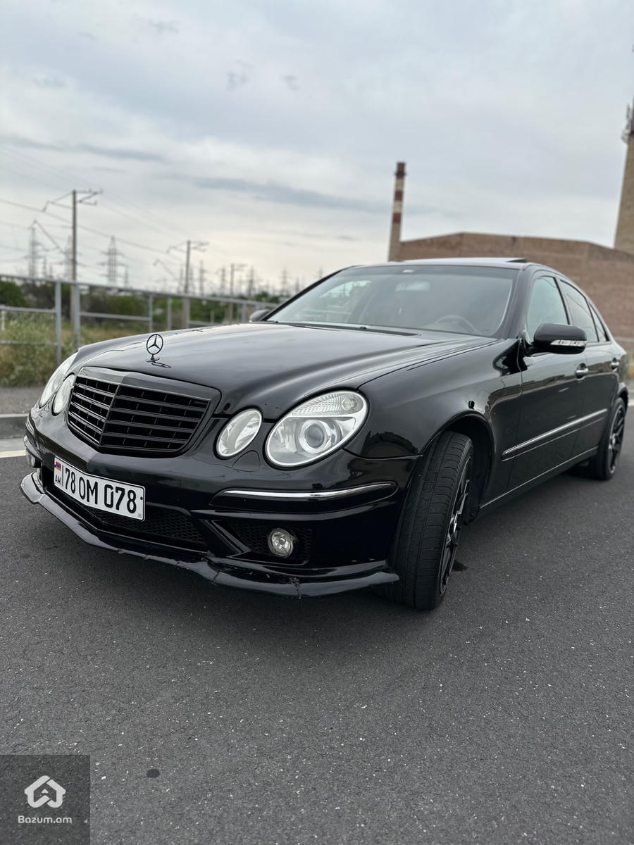 Mercedes - image 11