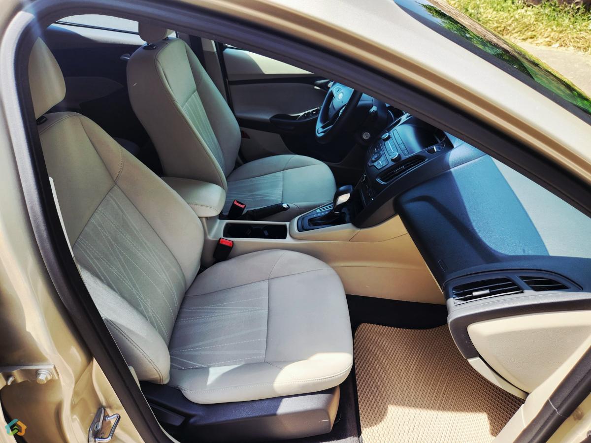 Ford focus - image 10